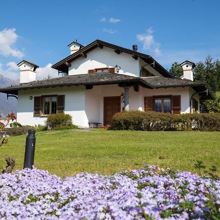 Villa Palma Colico Esterno foto