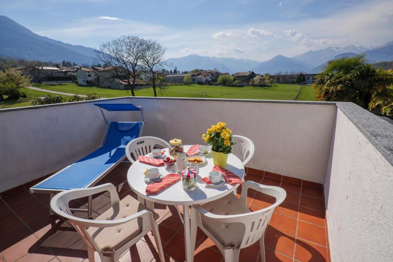 Villa Palma Colico Esterno foto