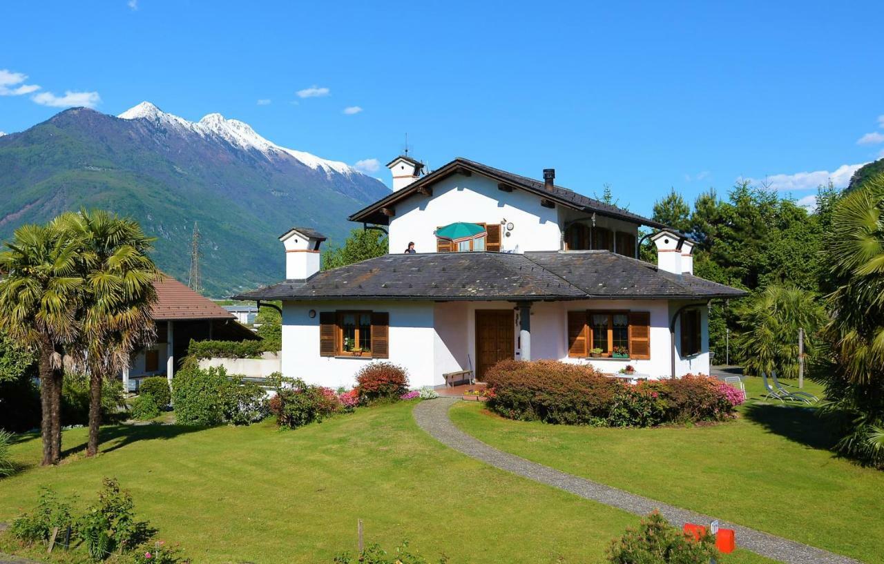 Villa Palma Colico Esterno foto