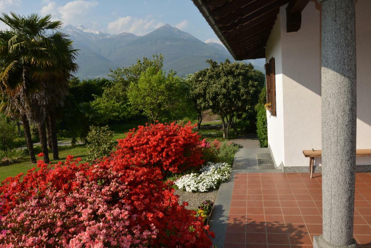 Villa Palma Colico Esterno foto